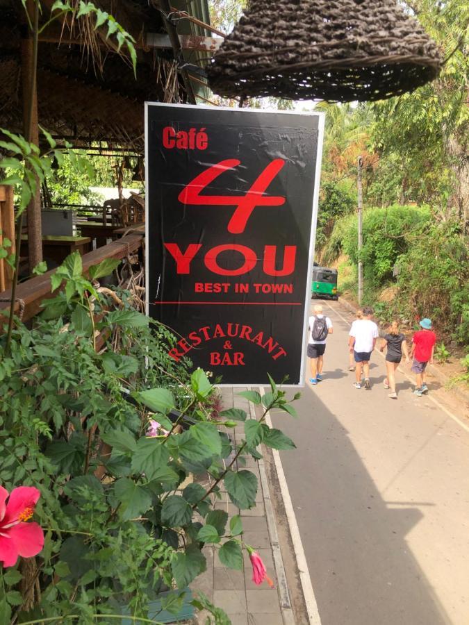 Cafe 4 You Ella Eksteriør billede